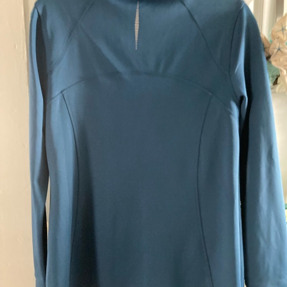 Ladies Coat - Picture 8 of 12